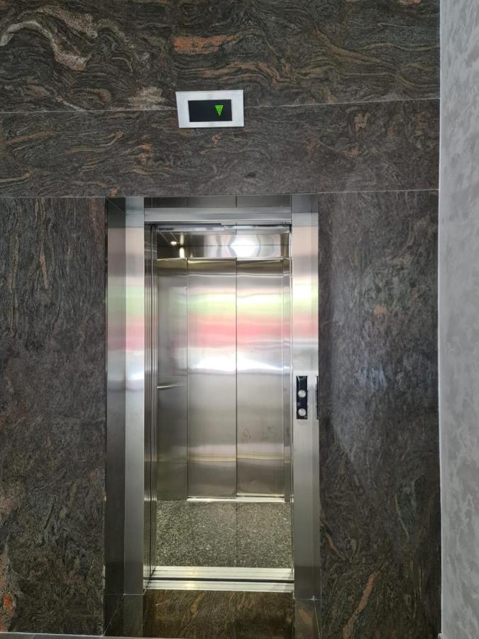 Milenium Hotel Shëngjin Εξωτερικό φωτογραφία